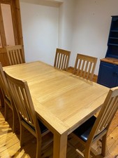 Extendable Oak Dining Table &
